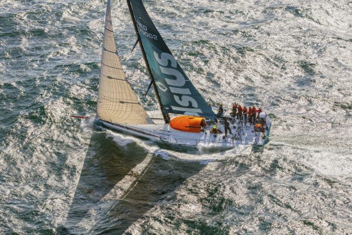 Luchtfoto van de Boudragon tijdens een leiderschapscoaching week op de Middelandse zee.